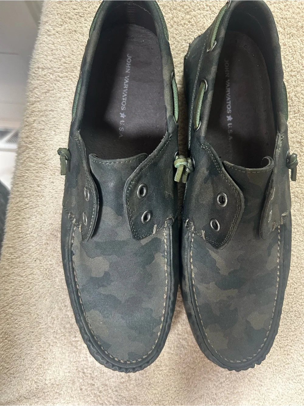 JOHN VARVATOS USA DARK CAMO PATTERNED SCHOONER BOAT SHOES. New size 9